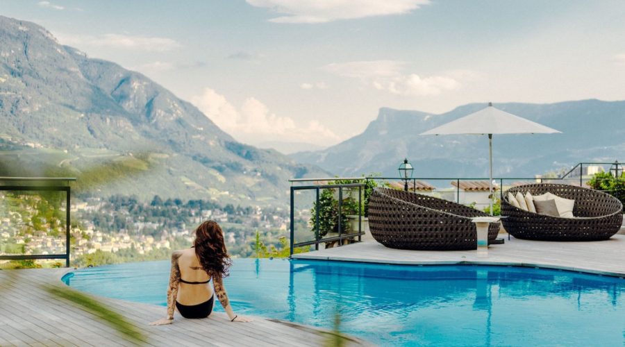 Infinitypool Mit Traumhaftem Bergblick Hotel Golserhof