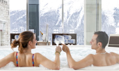 Paerchen Im Whirlpool Art Boutique Hotel Monopol
