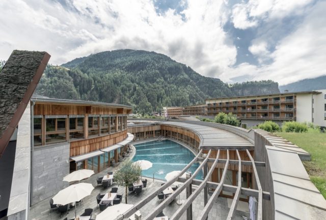 AQUA DOME Aussenansicht Hotel Und Therme