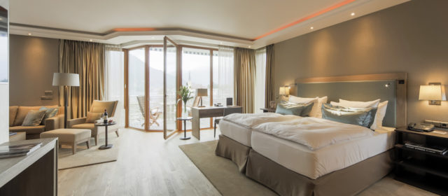 Elegant Nature Junior Suite Seeblick Copyright Althoff Seehotel Ueberfahrt