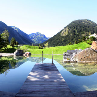 Das Hotel Jungbrunn in Tannheim in Tirol präsentiert sich in neuem Gewand und mit Ayurveda