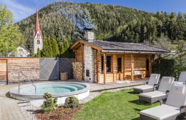 Lass dich verwöhnen in den Winklerhotels: Exklusive Premium Spa Resorts im Pustertal