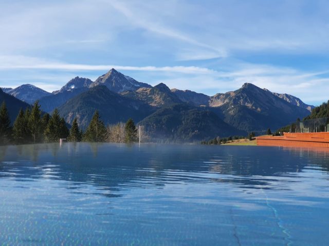 Panorama Ausblick Vom Outdoorpool Hotel Bergblick