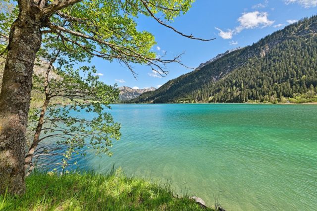 Wunderschoener Bergsee Hotel Bergblick