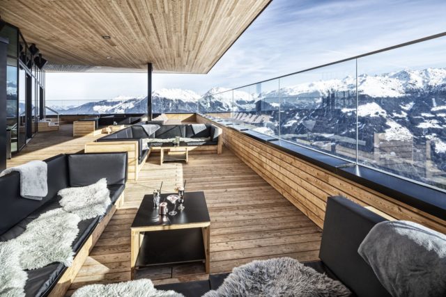 Die Drei Mountain Lofts In Der Skiregion Hochzillertal Kaltenbach Bieten Moderne Architektur Verbunden Mit Deluxe Komfort. 1