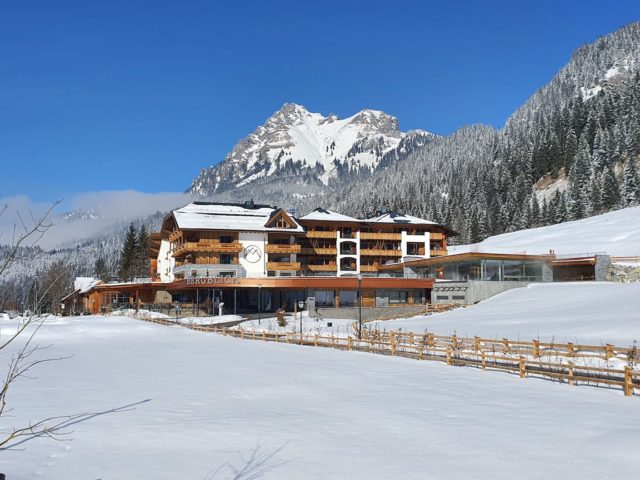Hotelansicht Im Winter Hotel Bergblick