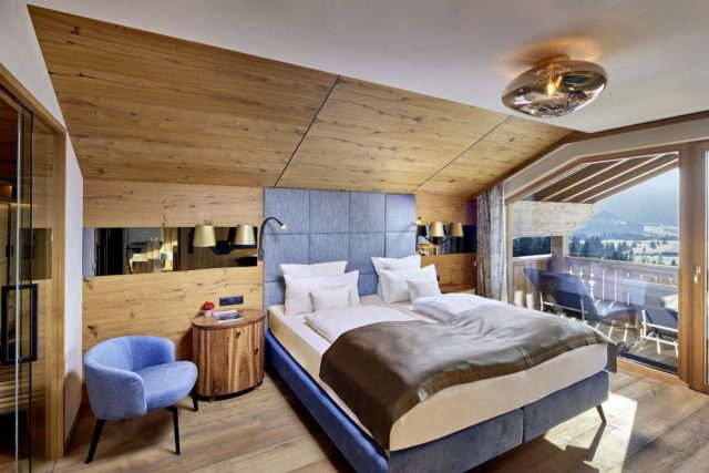 Wunderschoenes Schlafzimmer Der Deluxesuite Hotel Bergblick