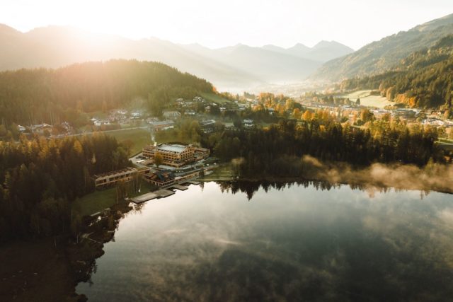 Alpenhotel Bei Sonnenuntergang C Jukka Pehkonen Alpenhotel Kitzbuehel