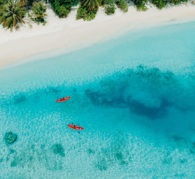 Nova Maldives Canoe 03