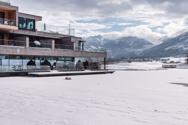 Sportresidenz Umgeben Von Schnee C Jukka Pehkonen Sportresidenz Zillertal