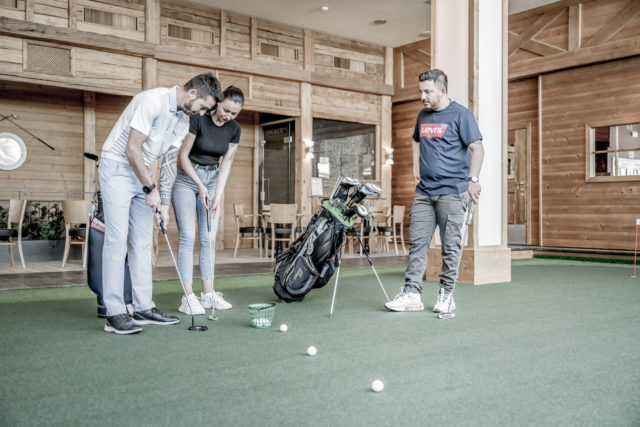 Tolle Indoor Golfanlage Im Ski & Wellnessresort Hotel Riml ©Alexander Maria Lohmann