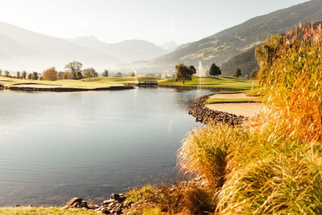 Blick Auf Den Teich Des Golfplatzes C Jukka Pehkonen Golfclub Zillertal Uderns