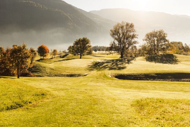 Golfplatz Mit Grandioser Herbstlicher Aesthetik C Jukka Pehkonen Golfclub Zillertal Uderns