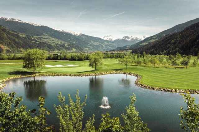 Golfplatz Mit Teich C Jukka Pehkonen Golfclub Zillertal Uderns