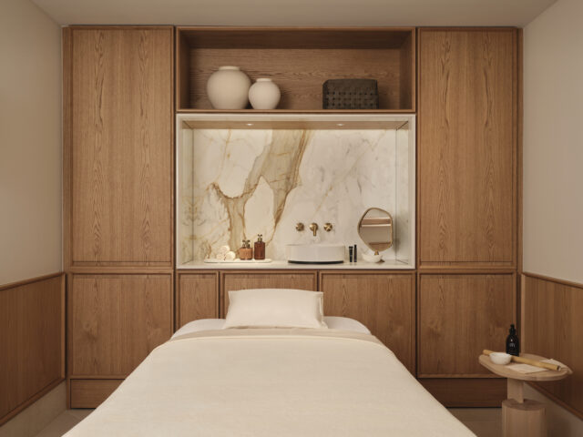 Rosewood Munich Asaya Spa Treatment Room By Davide Lovatti 300dpi