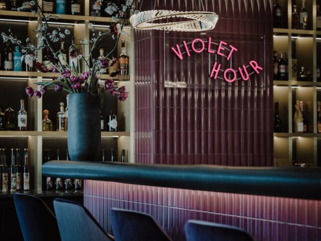 Grand Elisabeth Violet Hour Bar
