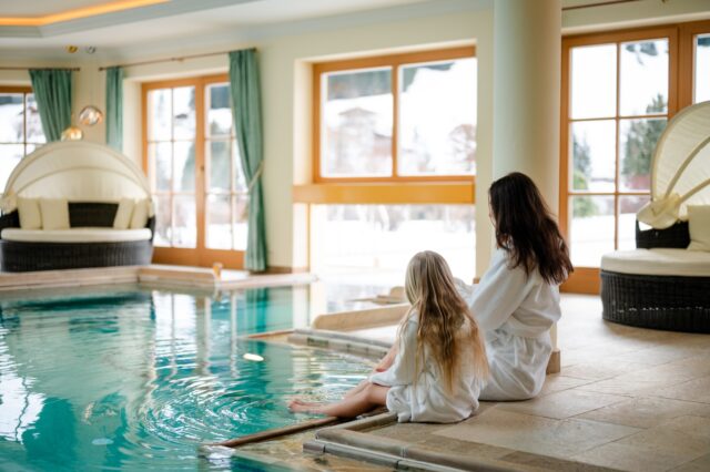 Kids Im SPA POOL (3)