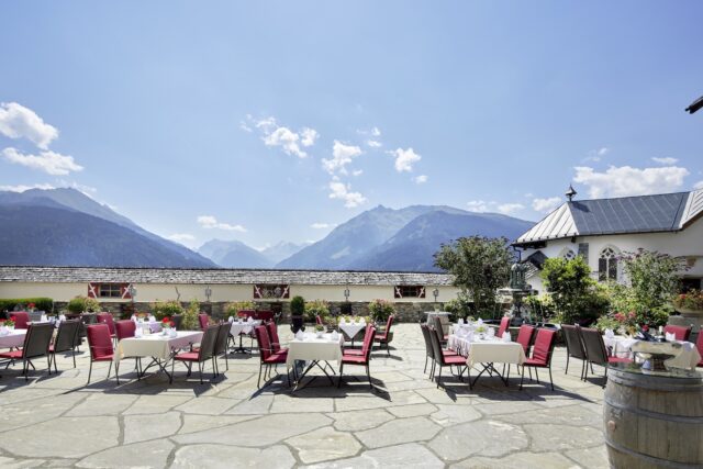 Ausblick Von Der Restaurantterrasse C Michael Huber Hotel Schloss Mittersill