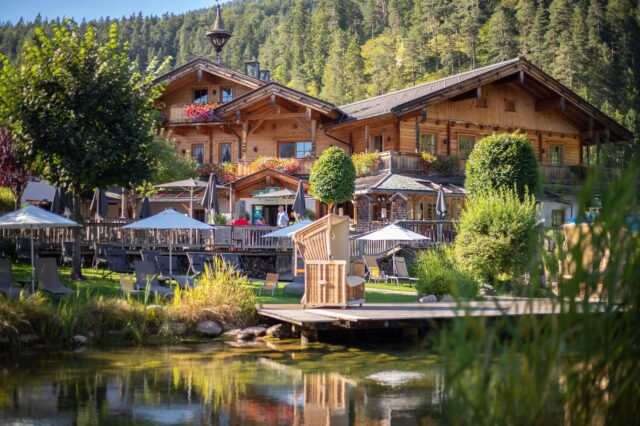 Naturteich Des Sporthotels C Huebner Nadja Familienparadies Sporthotel Achensee