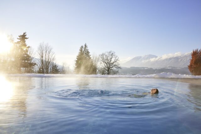 Entspannung Im Outdoor Pool Hotel Panorama Royal