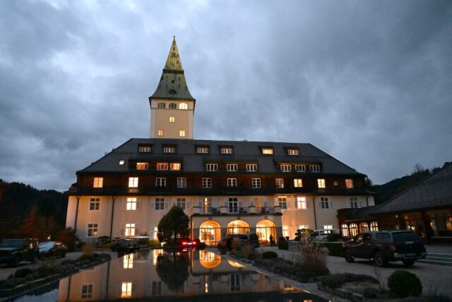 20251109 Schloss Elmau Copyright Frank Rollitz