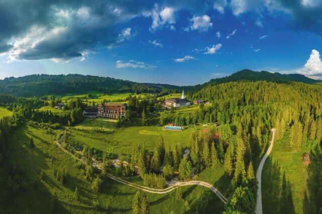 Ein Frühlingsabend Am Schloss