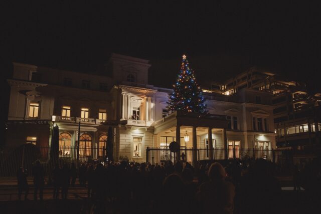 Derag Christmas Tree