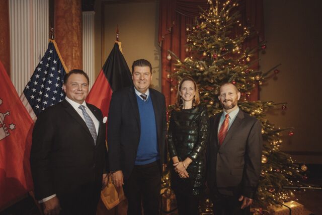 Derag Christmas Tree