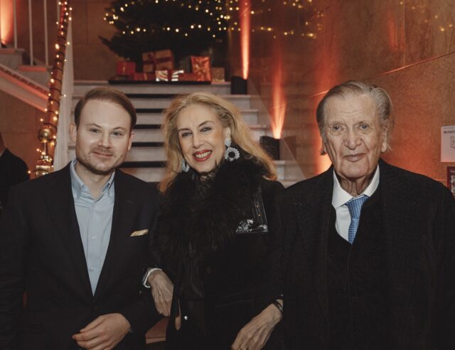 Derag Christmas Tree