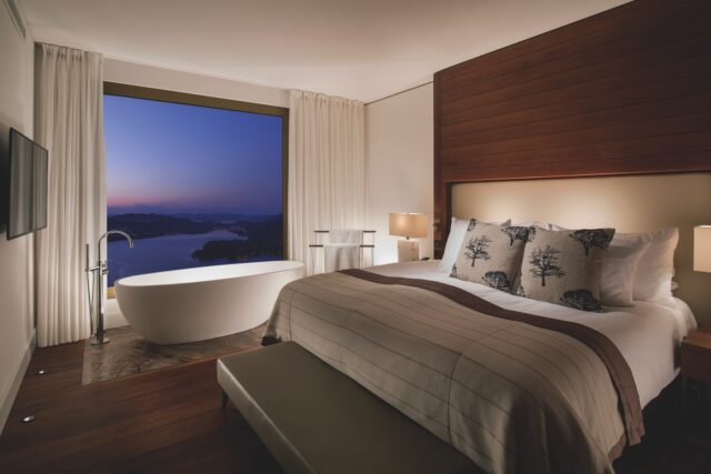 Contemporary Lake View Premium Suite Bürgenstock Hotel & Alpine Spa The Contemporary ©Bürgenstock Hotels AG