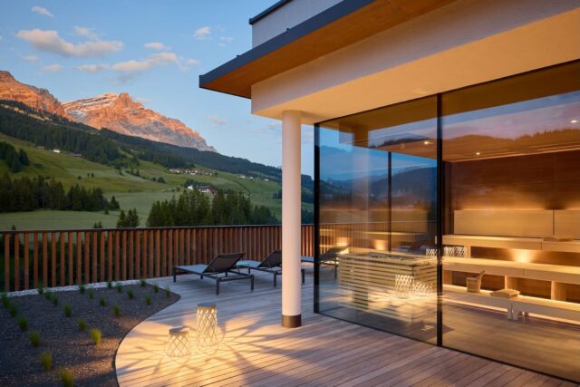 Sauna Mit Blick Nach Draussen C Visciani Photography Hotel Badia Hill