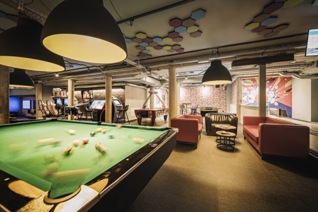Billiard In Der Playfactory Mia Alpina . Zillertal Family Retreat