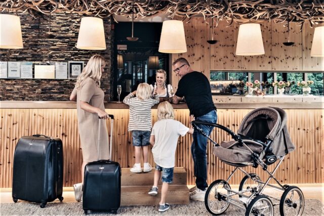 Urlaub Mit Der Ganzen Familie Mia Alpina . Zillertal Family Retreat