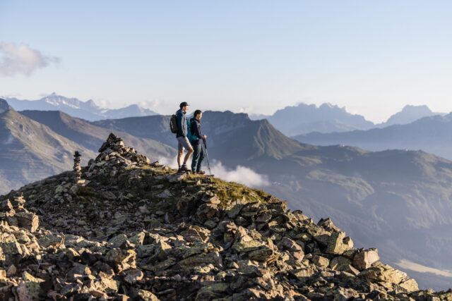 Wandern Mit Umwerfendem Panorama C Martin Bissig Turmhotel Victoria Davos