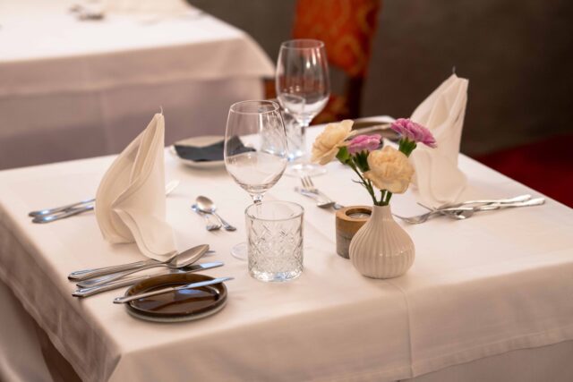 Geniessen Im Restaurant Slowdown Hotels Castel Rundegg