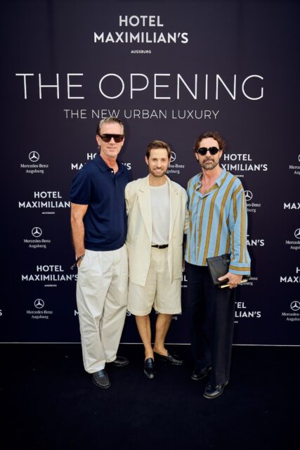 HOTEL MAXIMILIAN'S THE OPENING 110