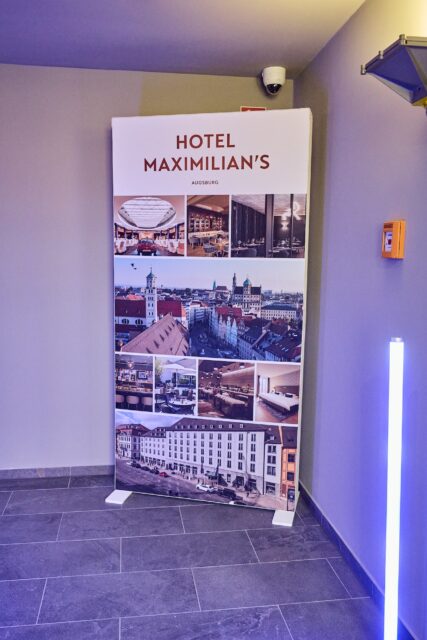 HOTEL MAXIMILIAN'S THE OPENING 197