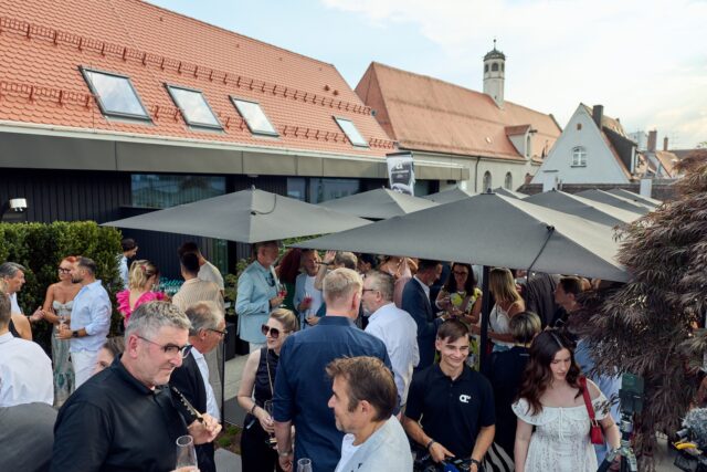 HOTEL MAXIMILIAN'S THE OPENING 213