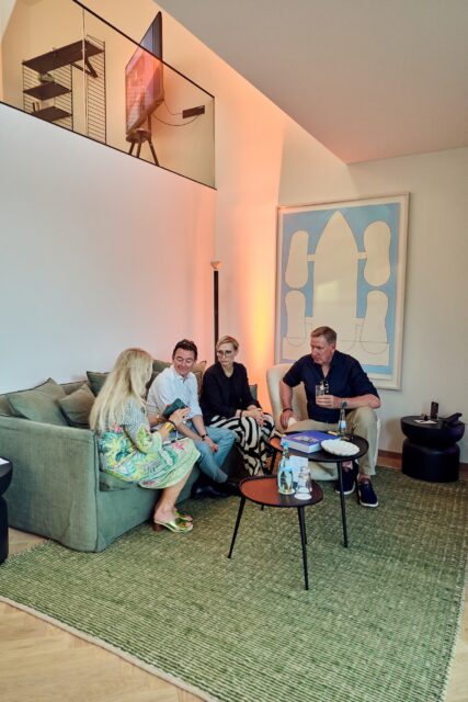 HOTEL MAXIMILIAN'S THE OPENING 384