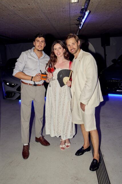 HOTEL MAXIMILIAN'S THE OPENING 542