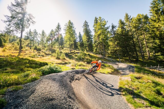 Radfahren NOCKBIKE Flow Country Trail Lichtung C Mathias Praegant Trattlerhof