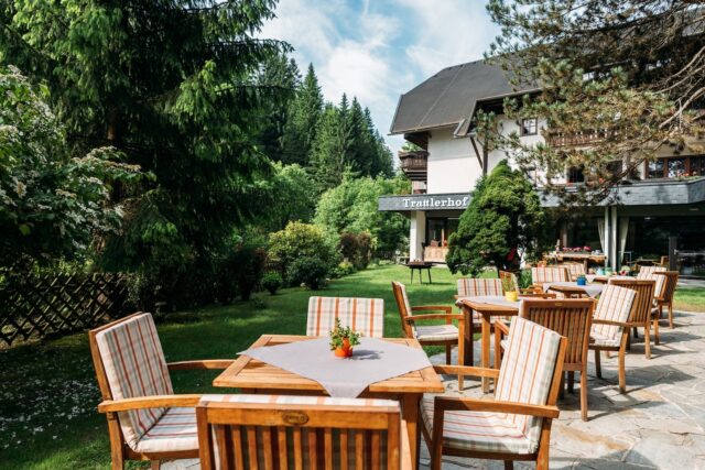 Terrasse Im Gruenen C Gert Perauer Trattlerhof