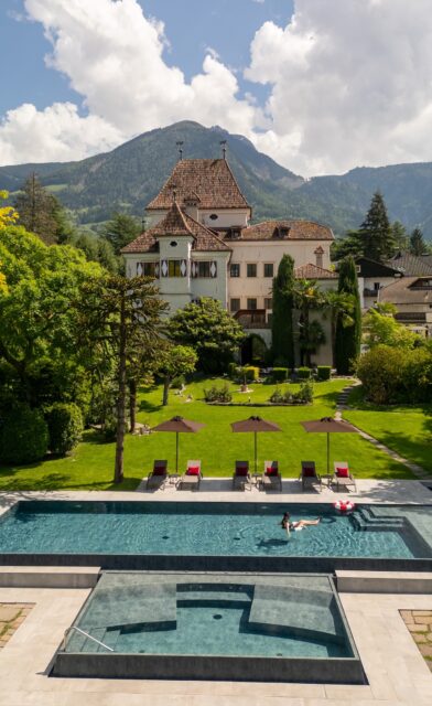 Traumhafte Ansicht Des Castel Rundegg C Slowdown Hotels Castel Rundegg