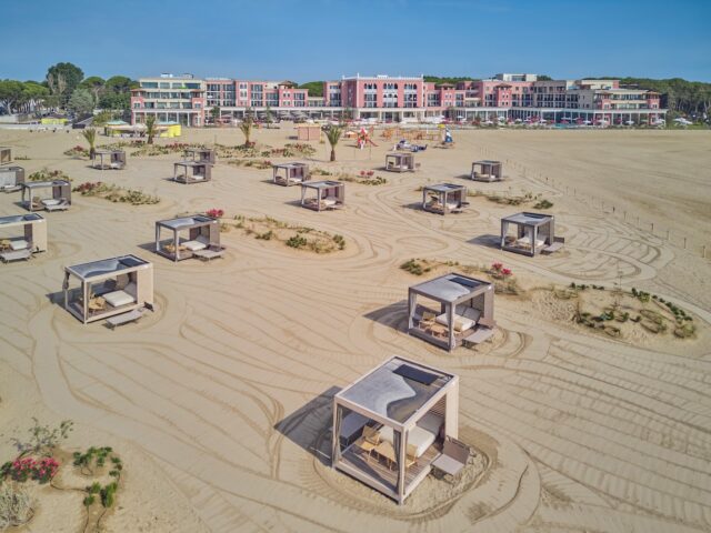 Exklusiver Familienstrand In Caorle Cavallino Bianco Caorle Venezia