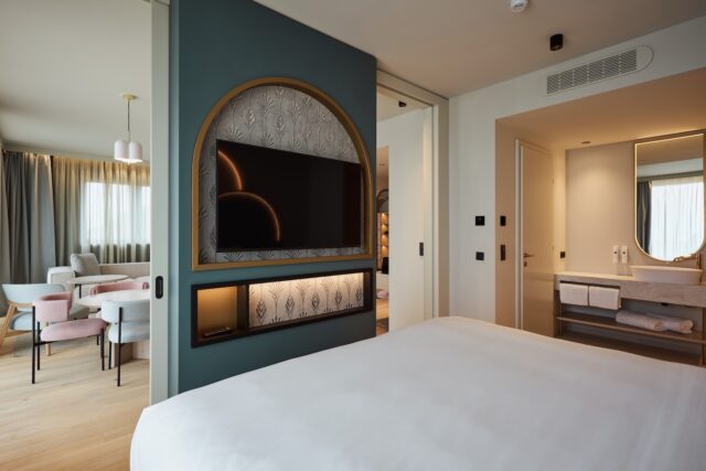 Suite Mit Wohnbereich Und Offenem Bad Cavallino Bianco Caorle Venezia